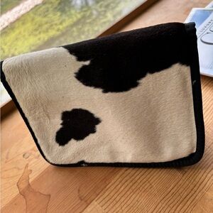 Vintage pony cowhide zip up oversized wallet pocketbook zip clutch style purse